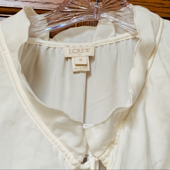 🆕 J.CREW white ruffle V-neck blouse NWT - Picture 4 of 13